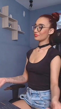 O Dimineață Fără Partenerul Meu Și Vreau Să Mă Fuți, Lasă-ți Sperma Pe Ochelarii Mei