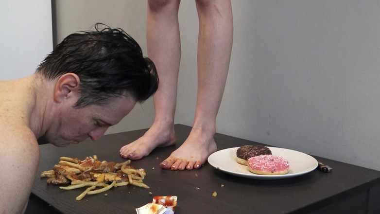 Femdom Austria: Snabbmat &amp;donat fotmatning!