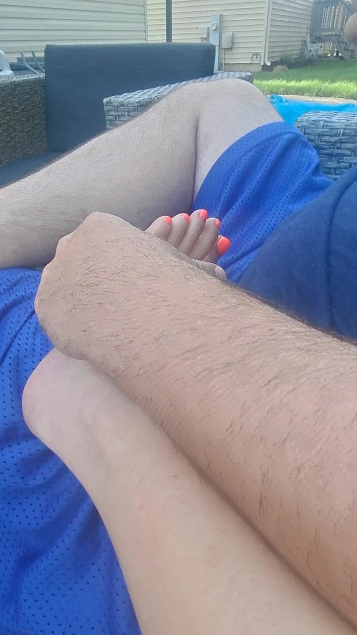 Naughty alchemy: Masáž nohou