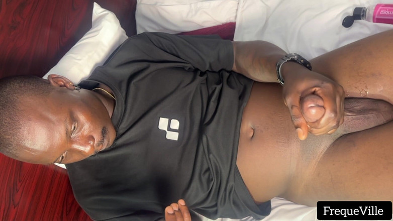 FrequeVille: Walenie mojego afrykańskiego BBC