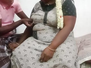 Santhi89: Tamilische junge hausfrau sehr schöne stimme, große natürliche nippel, heißer...