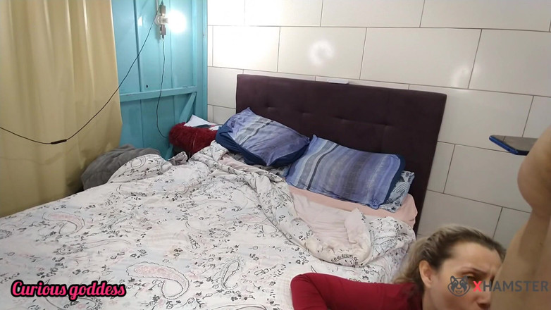 Adrian And Curious: Zvědavá bohyně blonďaté ponožky kouří velký zadek kundičky šukání honění lízání...