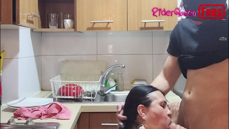 Riderqueen: Video dành cho người hâm mộ; Riderqueen Fantasies với mẹ...