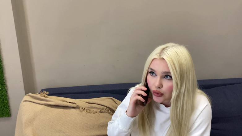 Blondessa: Żona dziwka ssała szefa męża