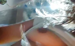 Istri yang lagi sange masturbasi pakai bantal
