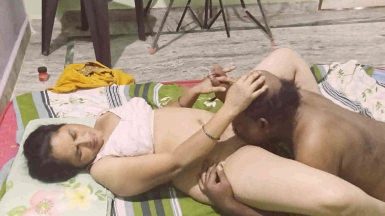 Sexy sindu: Il miglior video di sesso che mangia figa indiana