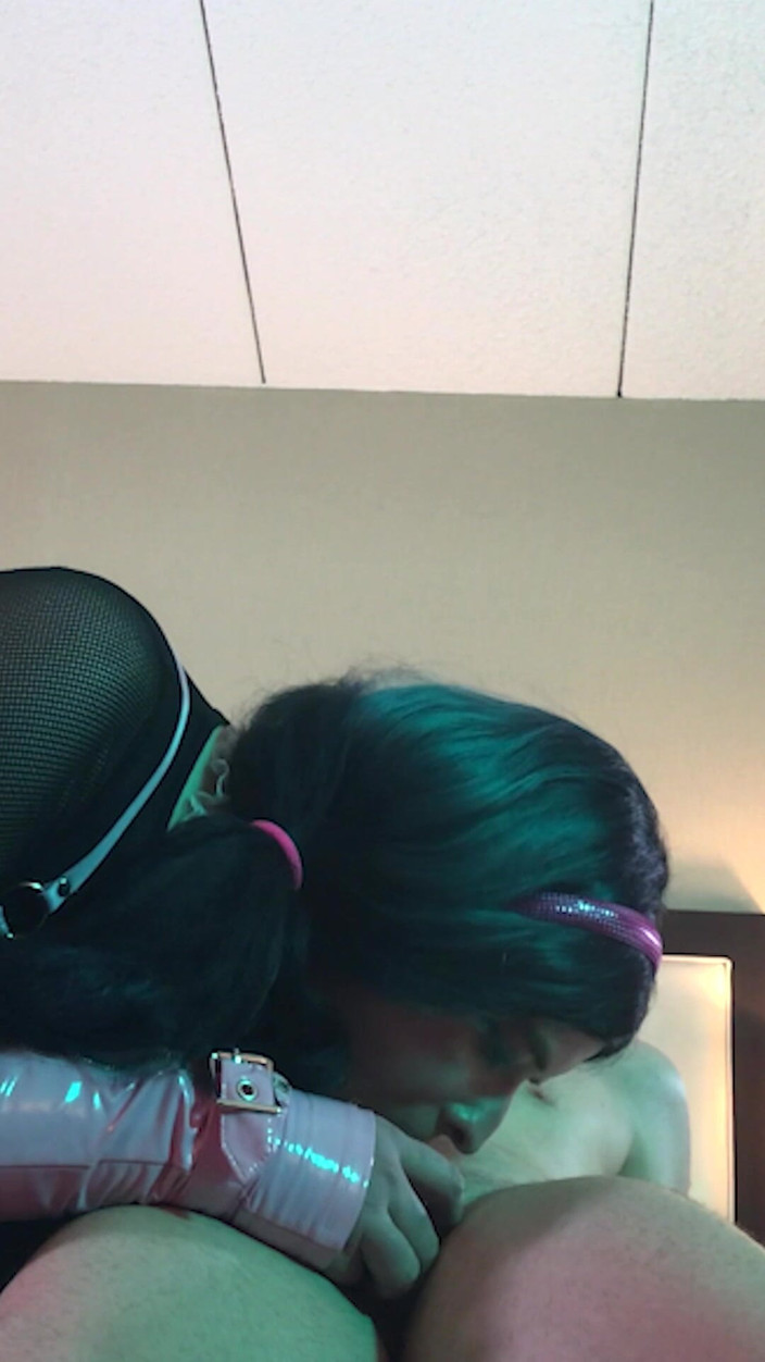 Jake Grand the man: 贞操带中的热辣变性人性交和口交 - 合集 13