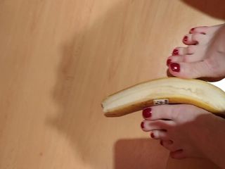 Bad ass bitch: Footjob Red Toes Banana Crash