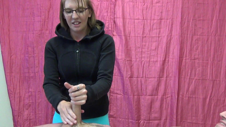 Jerky Girls: April Showers Menampilkan Apirl