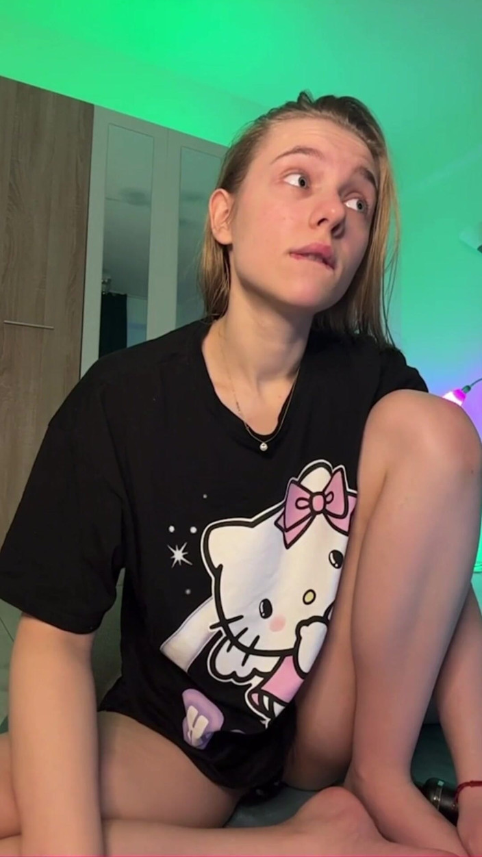 JuiceLussie: First Time Fisting Anal so Hot