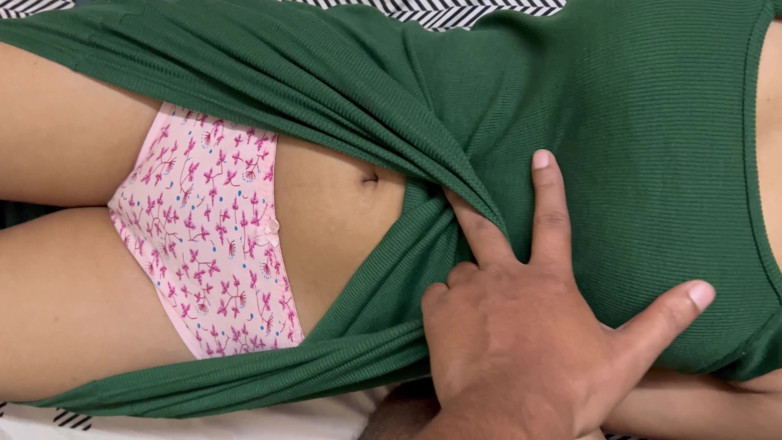 DesiSexCreator: Priya Bhabhi Was Mopping Brother-in-law Was Secretly Watching Came and...