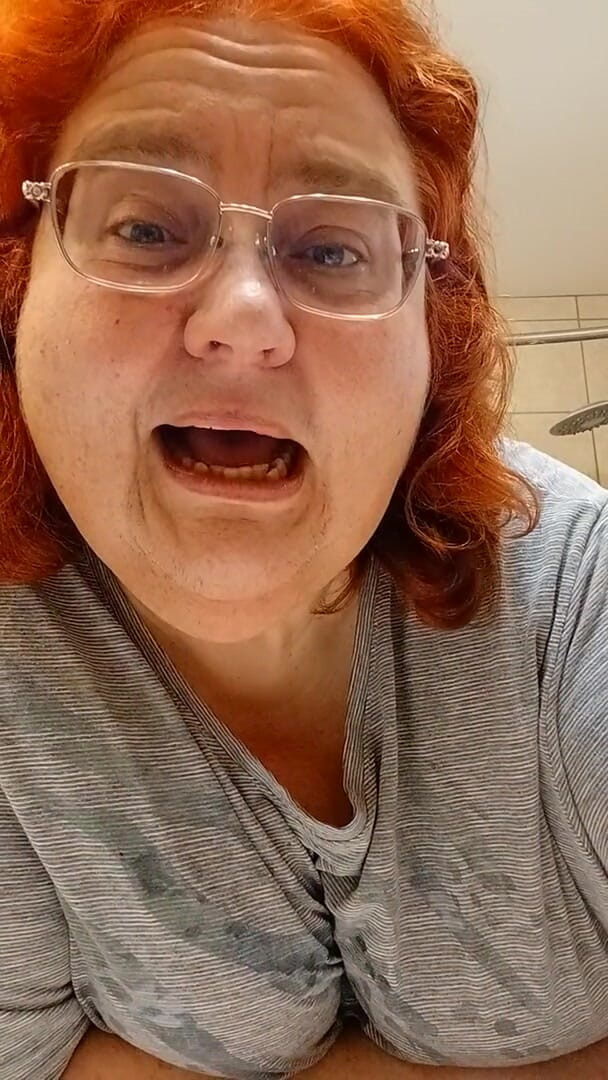 BBW nurse Vicki adventures with friends: Es ist zu viel und in der nase ein chaos