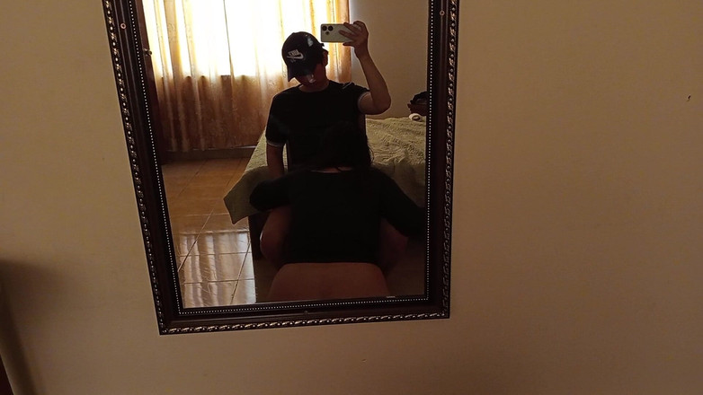 Moo DBOXXX: Temanku yang berusia 18 tahun dari pedesaan ingin dosis susunya, pacarnya...