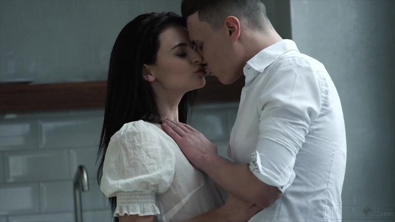 21 Naturals: 21 Naturals - Kate Rich สาวเซ็กซี่สุดๆ สนุกกับเซ็กส์เช้าวันหยุดกับแฟนหนุ่ม