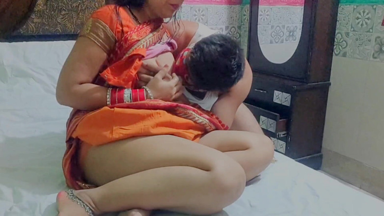piryaprajapati: Newly Married Bhabi Full Enjoy Fuck in Saree
