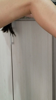 Zerżnięta z pasierbicą podczas GOTOWANIA kończym na CREAMPIE