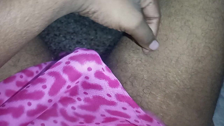 Hungry cliff: Desi čůrák