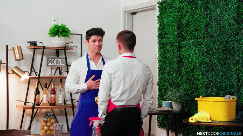 NextDoor Studios: Nextdoorstudios Rivaler: Servitör Vs. Servitör