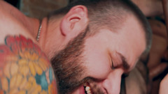 ScruffyStocky: Sitges Bukkake 14 medvědů orgie část 2