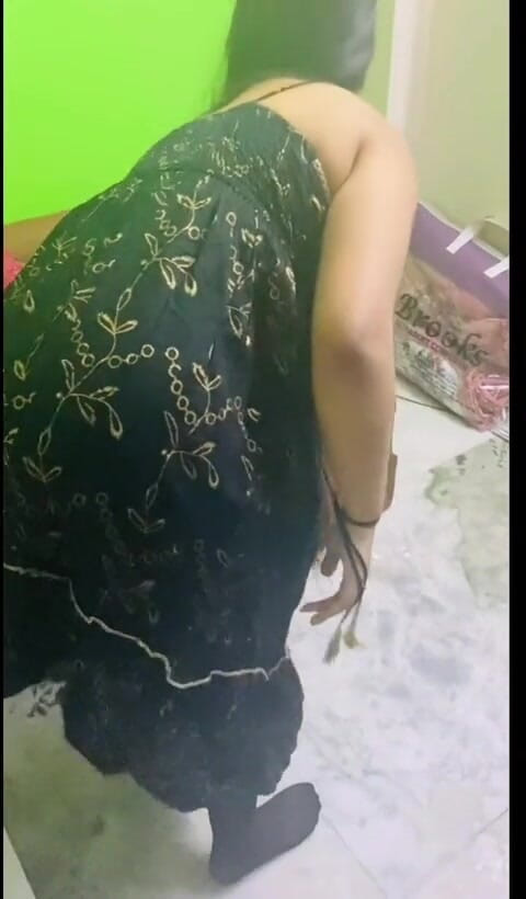 roxirimmer: Seksi kız dildoyla olgunlaşıyor ve kendi dölünü yiyor