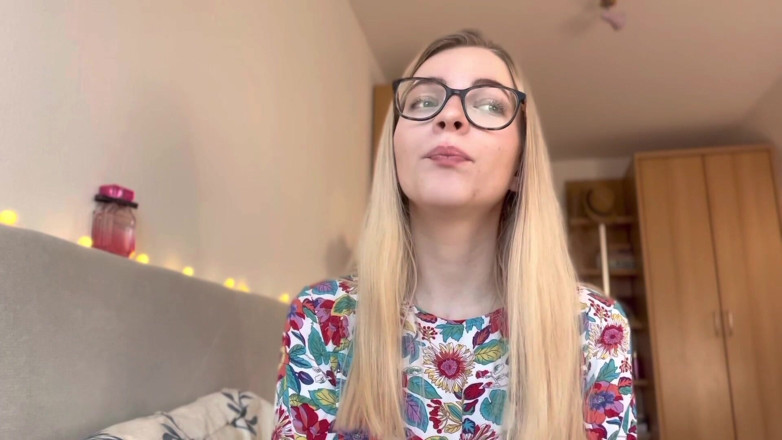 Goddess_Bella_Rae: 4 Tips How to Dress as a Beta Male