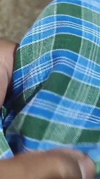 Pertunjukan jilat kontol hariy si cewek lungi hariy