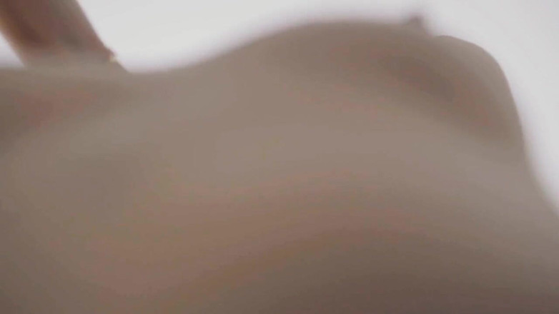 Gina Gerson: 하이힐 티저 플레이