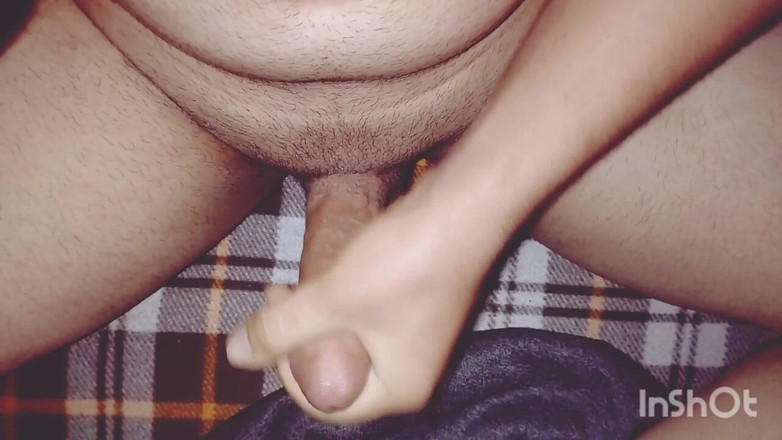 Alex njx: Doar eu, pula mea și camera