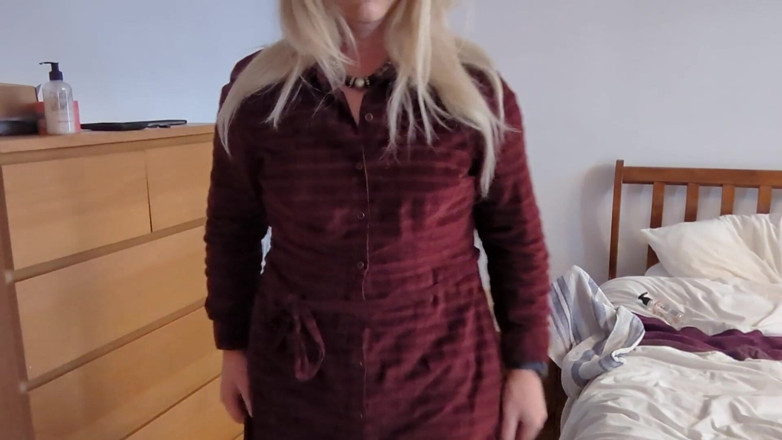 NikkiGee: Wielki dildo, seksowna bielizna, Twardy orgazm, Oglądaj mnie spust!