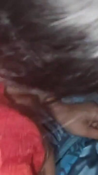Priya india follada rápida y corrida facial