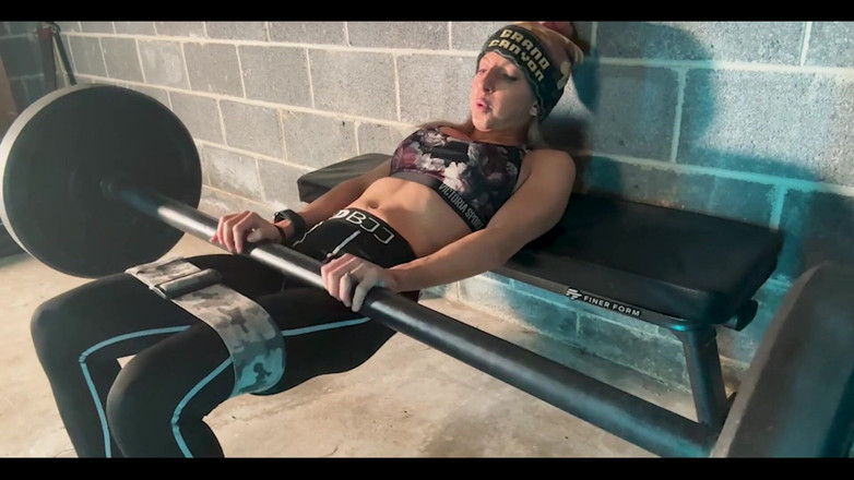 Lora Cross: Il freddo non è una scusa per non ottenere il vostro...