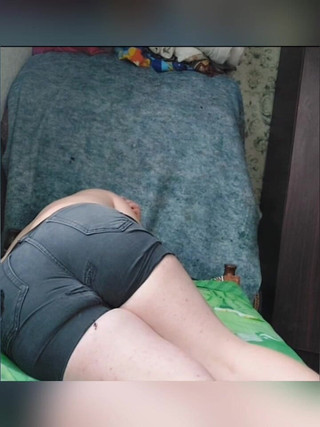 Kitty_Cross: İri güzel kadın sarışın büyük götlü siyah şort ateşli ladyboy seksi...