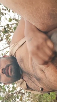 Ours Desi, Éjaculation Dans La Nature - Masturbation Avec Une Grosse Bite Poilue Dans La forêt