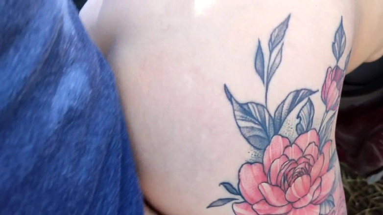 DirtyLubov: Sexo oral al aire libre con fisting vaginal