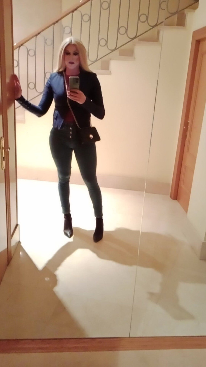 Tatiana Zorrita: 热辣熟女