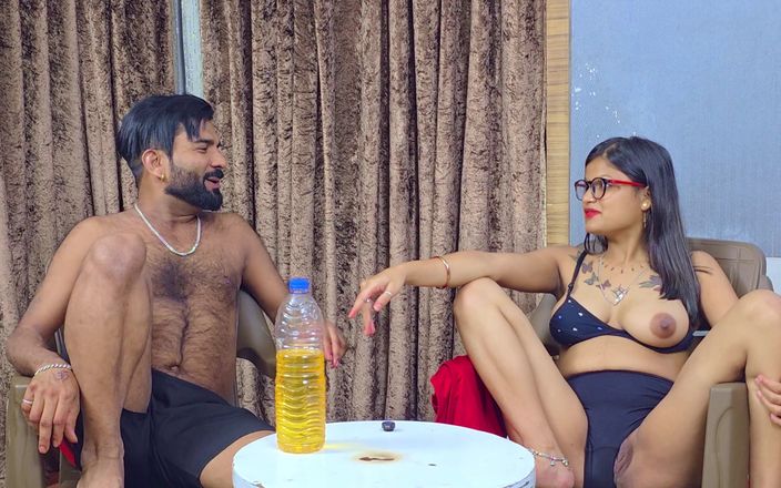NUDEVIBESSTUDIO: India Pratibha desnuda en podcast - parte 2