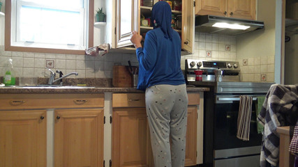 Souzan Halabi: Real Arab Lesbian Couple in Marseille