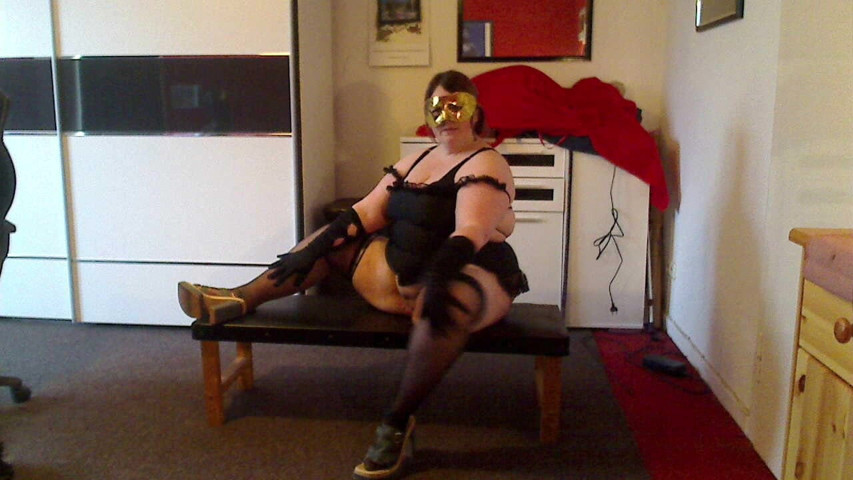 Hot MILF (Tammarabig) Hot MILF (Tammarabig)
