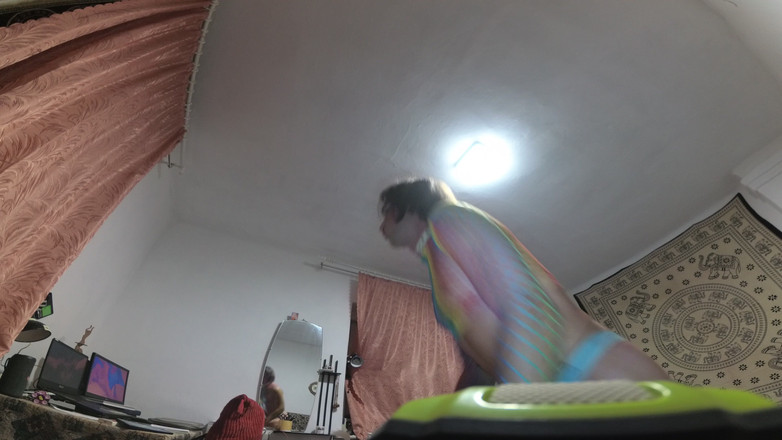 Sisssyl: Bellezza con il pepe che suona