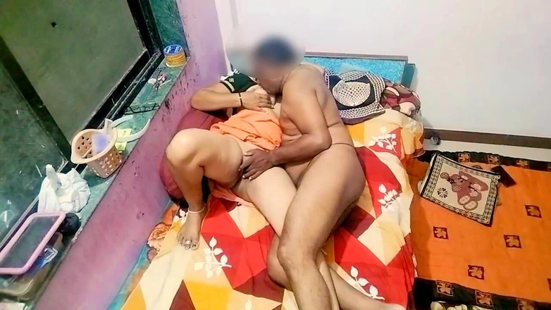 Hemant: Cel mai bun sex cu mătușă indiancă frumoasă
