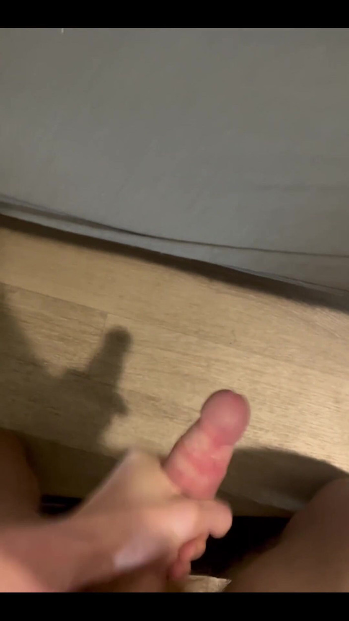 Johnny69227: Çılgın büyük boşalma!