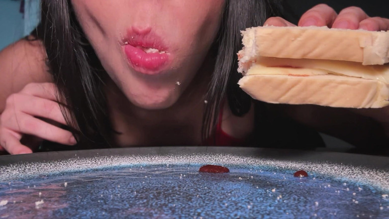 CoralTrip: 縮小され、巨人の隣人に食べられる