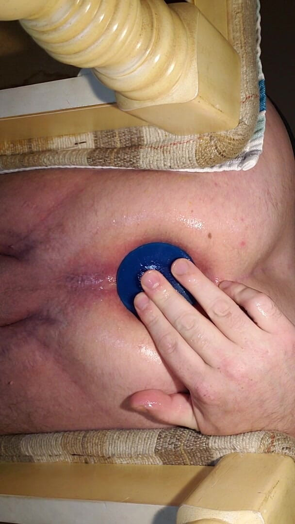 Charlieboy69: Dildo analne