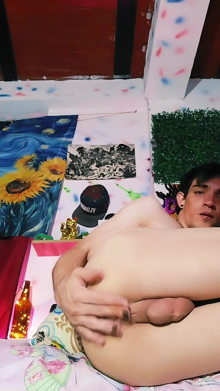 Maykiin: I Love Fucking Stepdaddy