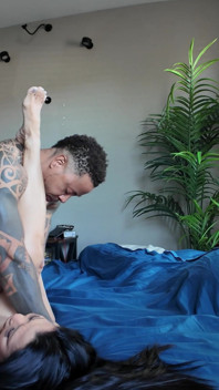 Early Bird creampie met Krystal Davis