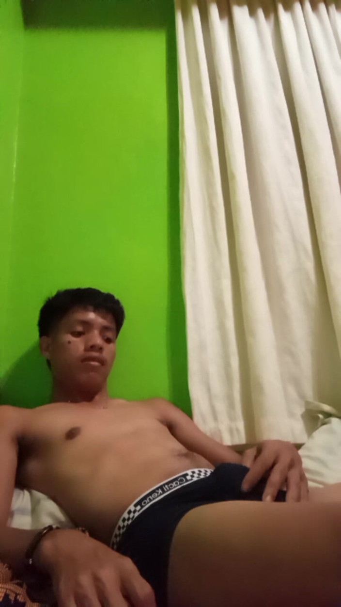 Rent a gay productions: Filipino Twink’s Steamy Solo Session with Explosive Cumshot