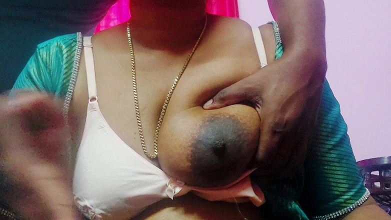 Desi Mohini: Pasangan desi India Memulakan Video Seks Hindi Keras Sepenuhnya