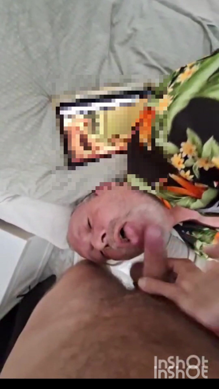 Mozzbear: Daddy's Giving Me a Nice BJ