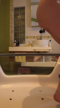 Auto-pisse, lavage de dents, woth mon sperme et ma pisse