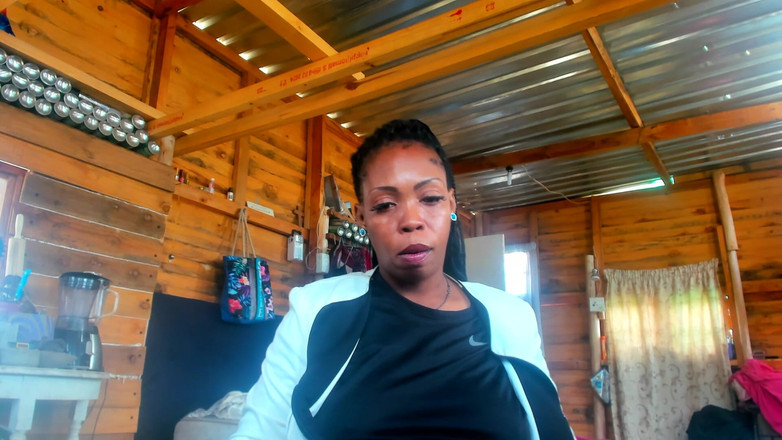 AnalEbony: 잠재적 인 직원에게 인터뷰를주는 큰 엉덩이의 롤 플레이 매니저와 그 체위를 얻기 위해 카운트 다운에 그를 바보와 사정만들기!